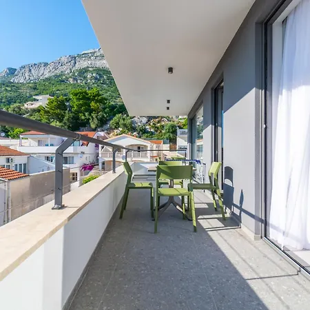 Pino Apartment *